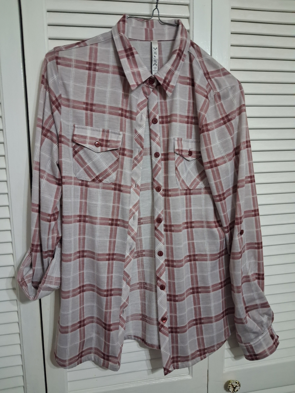 Women's Plaid Button-Down Shirt in Dusty Rose
